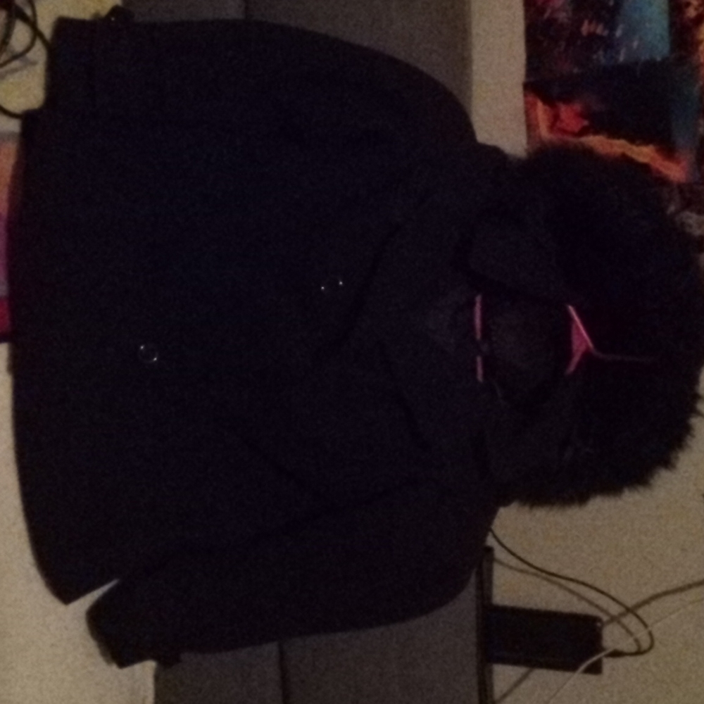 Furry hooded BLK xl coat.